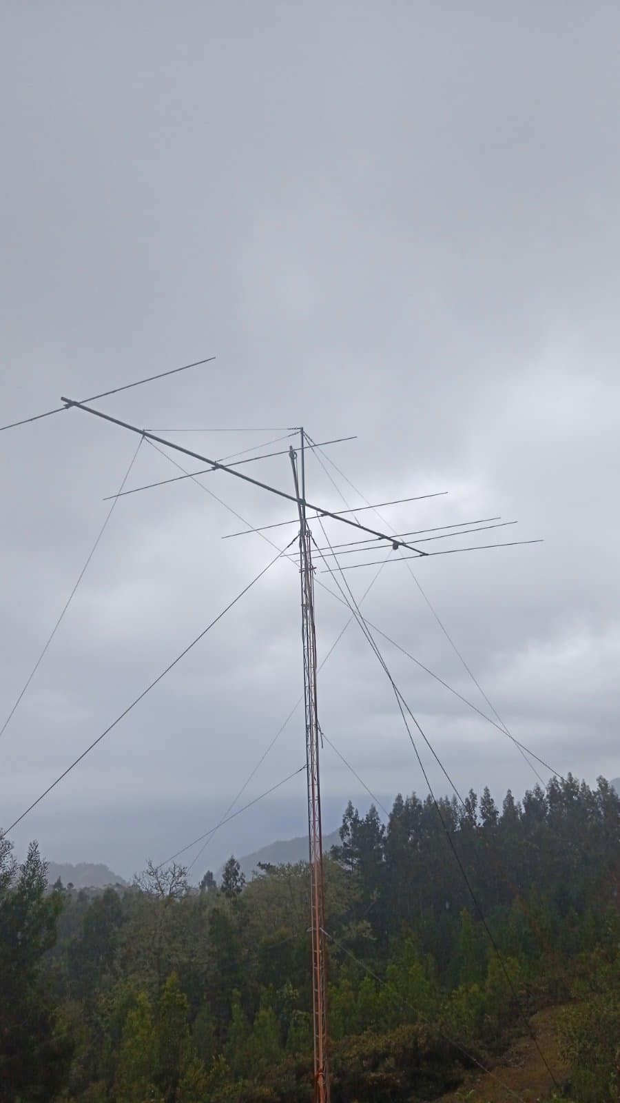 cq9a mast and EW6W